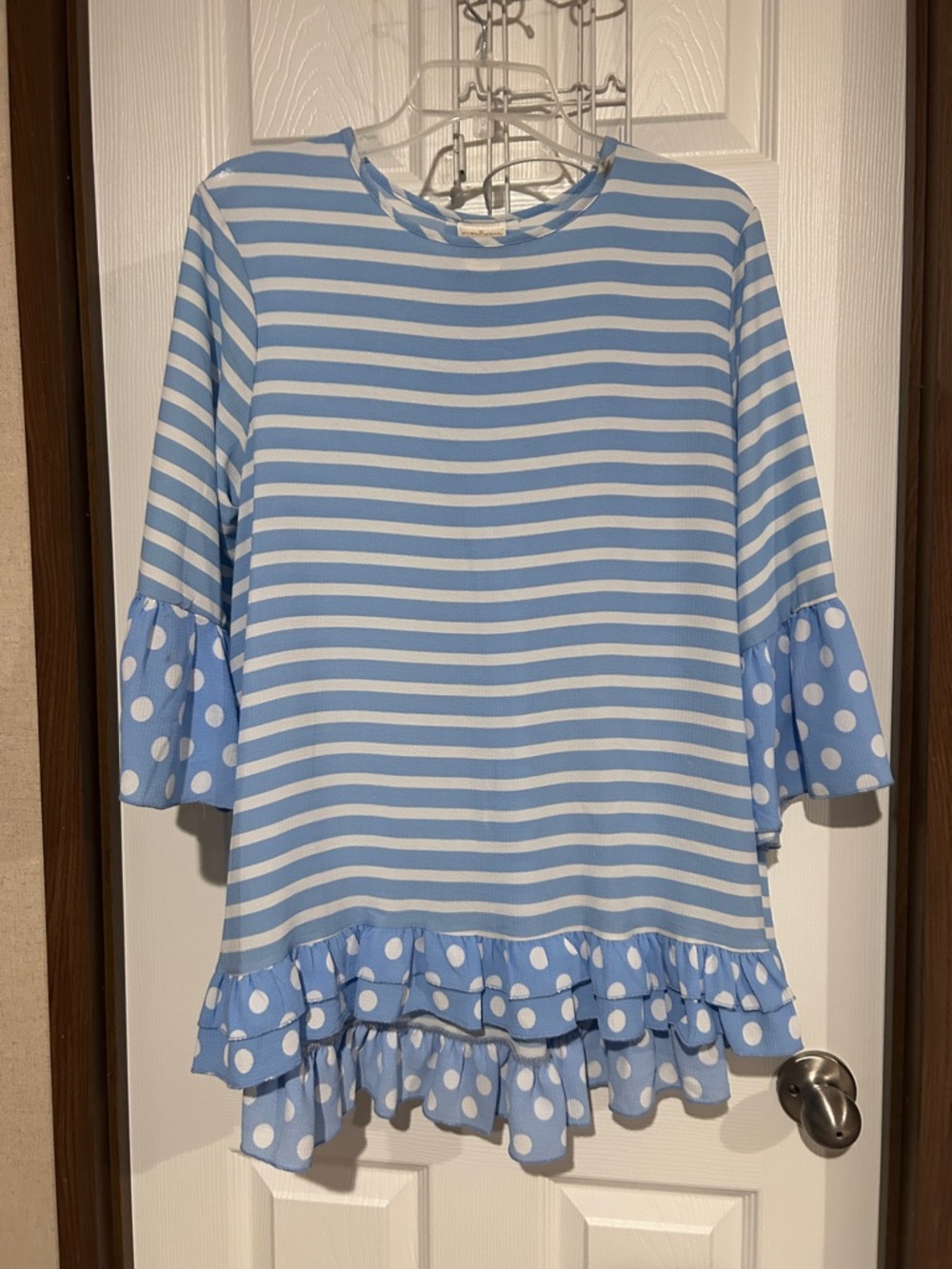 Light Blue & White Striped Ruffle Hem Top zadie b xl